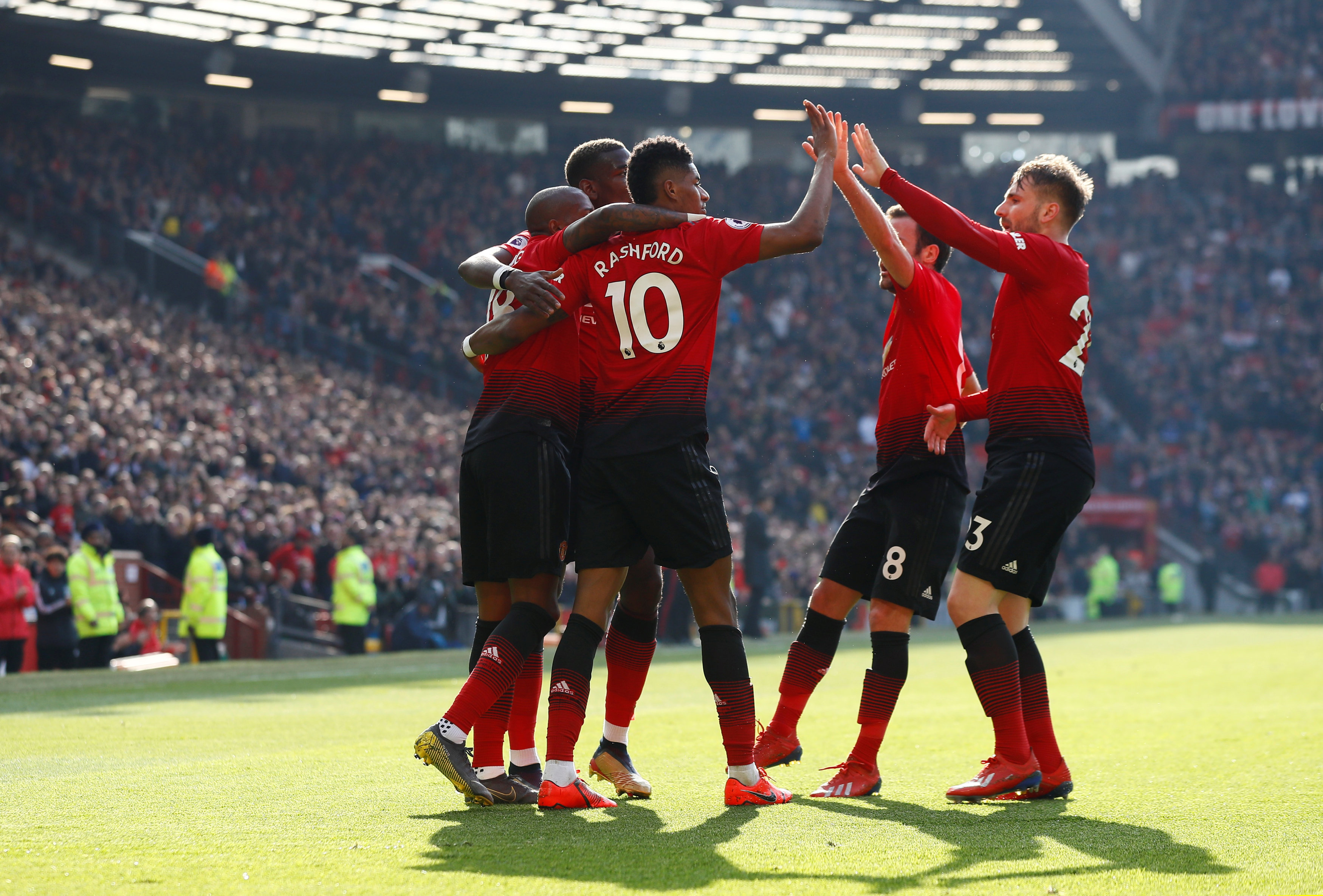 更以他的领 更以他的领